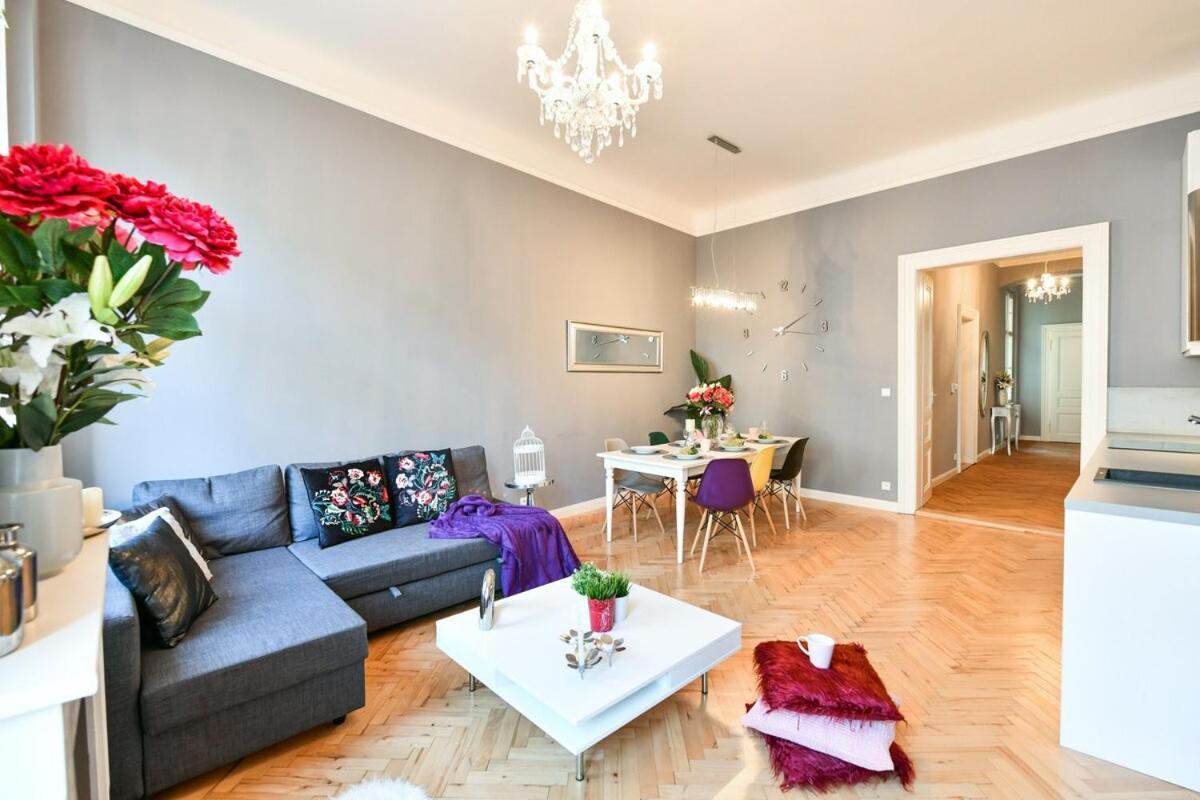 Cityscape Wenceslas Square Apartment Praga Exterior foto